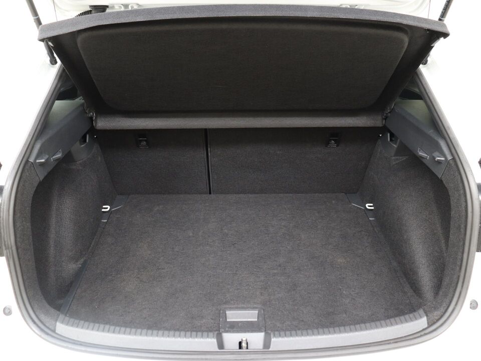 Volkswagen Taigo 1.0 TSI R-Line