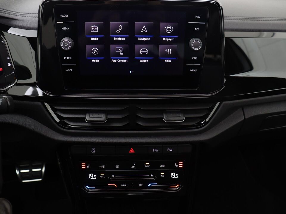 Volkswagen T-Roc 1.5 TSI DSG R-Line