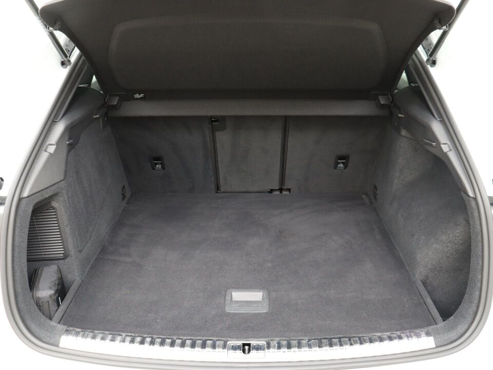 Audi Q3 45 TFSI e 245 PK S Edition