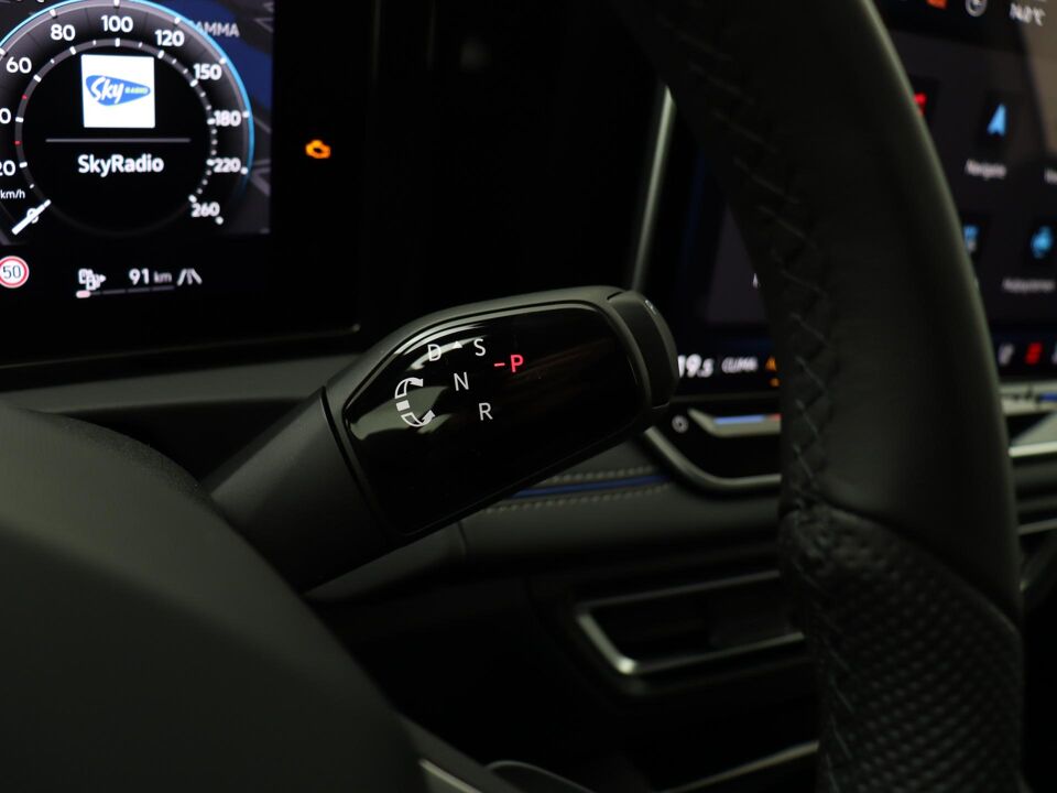 Volkswagen Tiguan R-Line Edition 1.5 eHybrid 150 kW / 204 PK