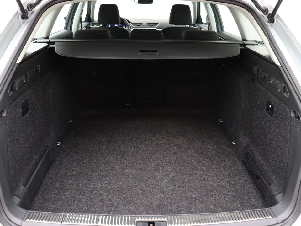 Škoda Superb Combi 1.5 TSI 150 PK DSG Business Edition