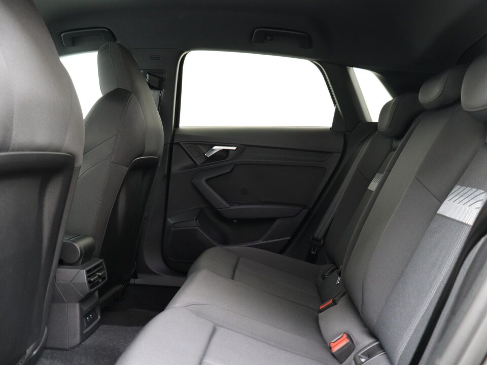 Audi A3 Sportback 45 TFSI e 245 PK S Edition Competition