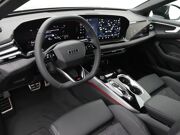 Audi A6 Avant S edition Competition 2.0 e-hybrid 270 kW / 367 PK