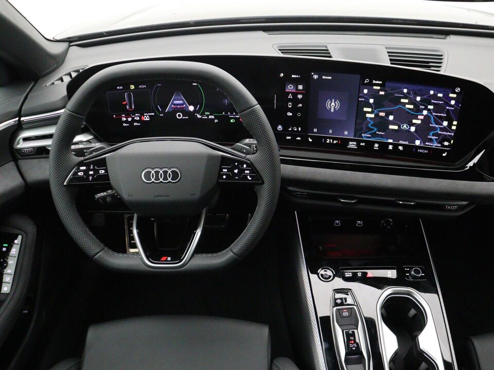 Audi A6 Avant S edition Competition 2.0 e-hybrid 270 kW / 367 PK