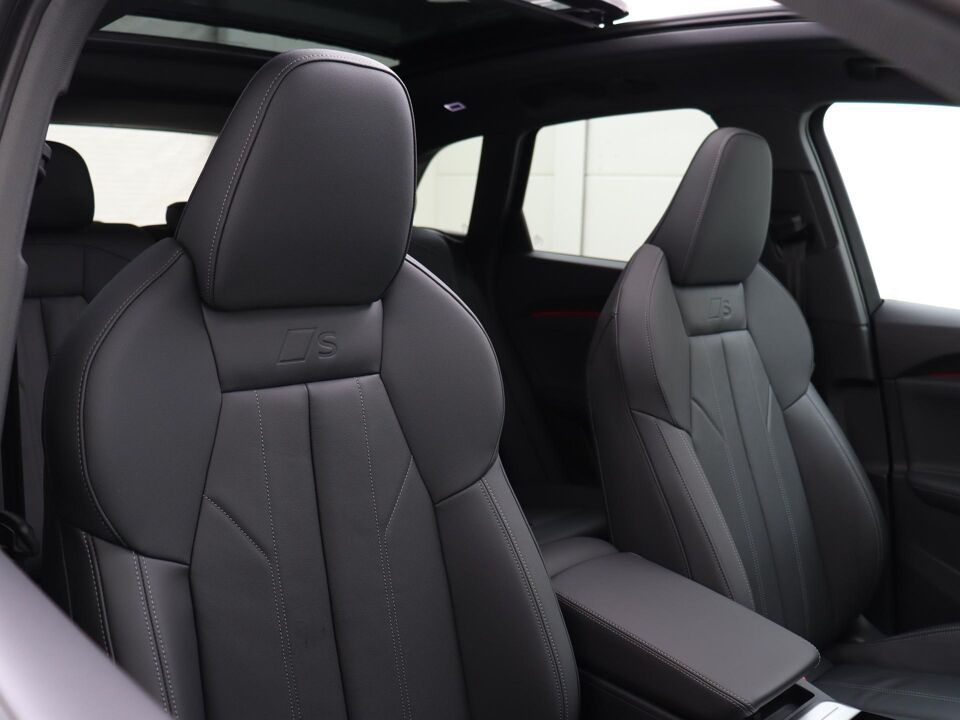 Audi Q5 S edition 2.0 e-hybrid 220 kW / 299 PK