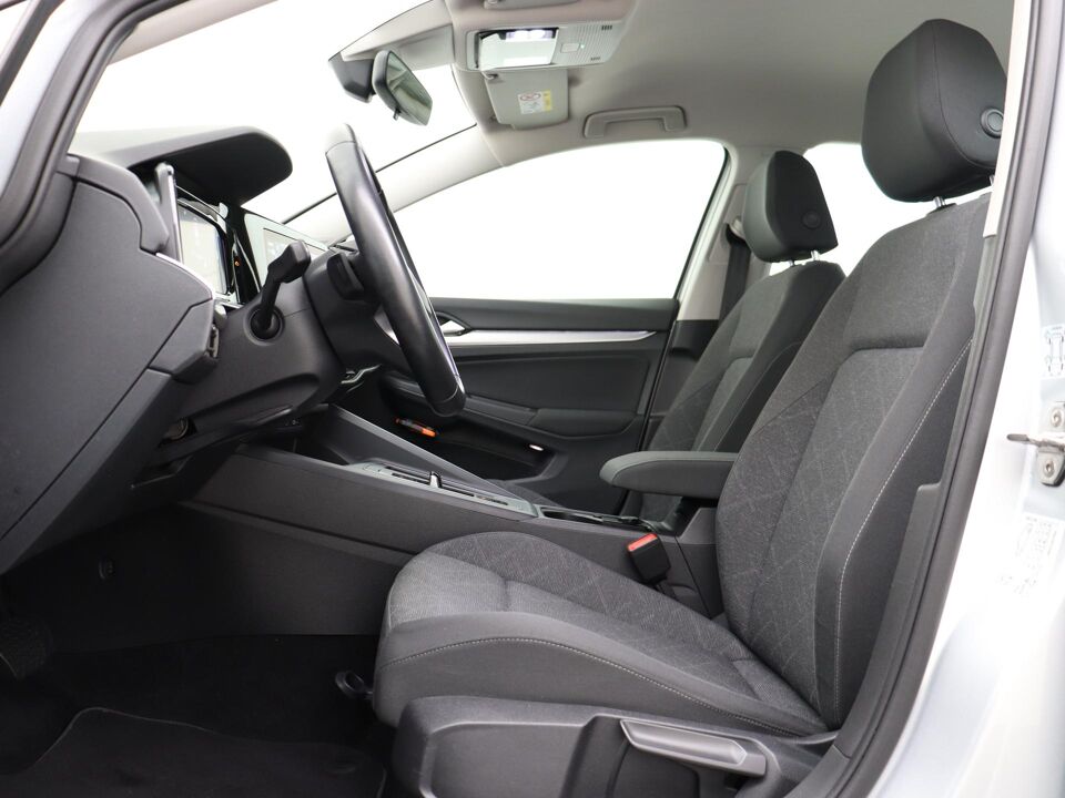 Volkswagen Golf Variant 1.0 eTSI 110 PK DSG Life