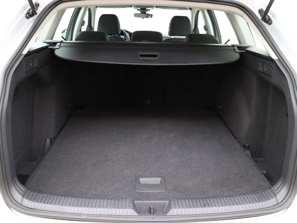 Volkswagen Golf Variant 1.0 eTSI 110 PK DSG Life