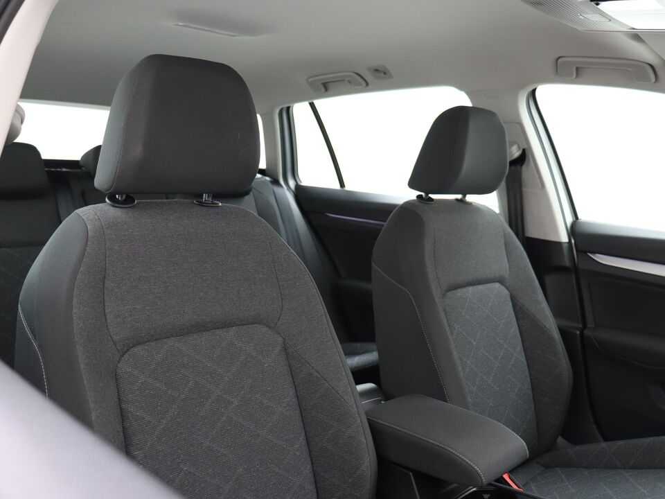 Volkswagen Golf Variant 1.0 eTSI 110 PK DSG Life