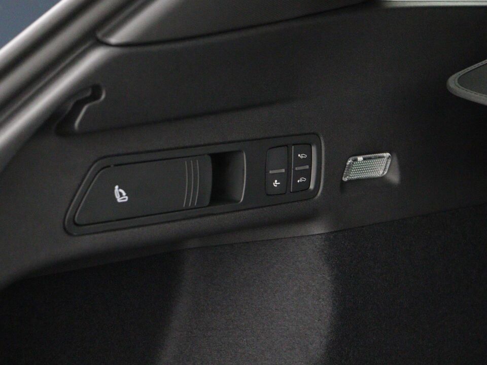 Audi Q6 e-tron S edition 83Kwh 185 kW / 252 PK