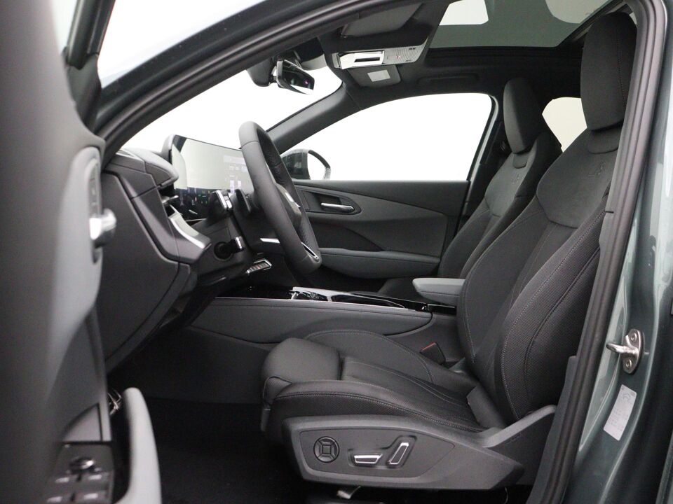 Audi Q3 S edition 1.5 e-hybrid 200 kW / 272 PK