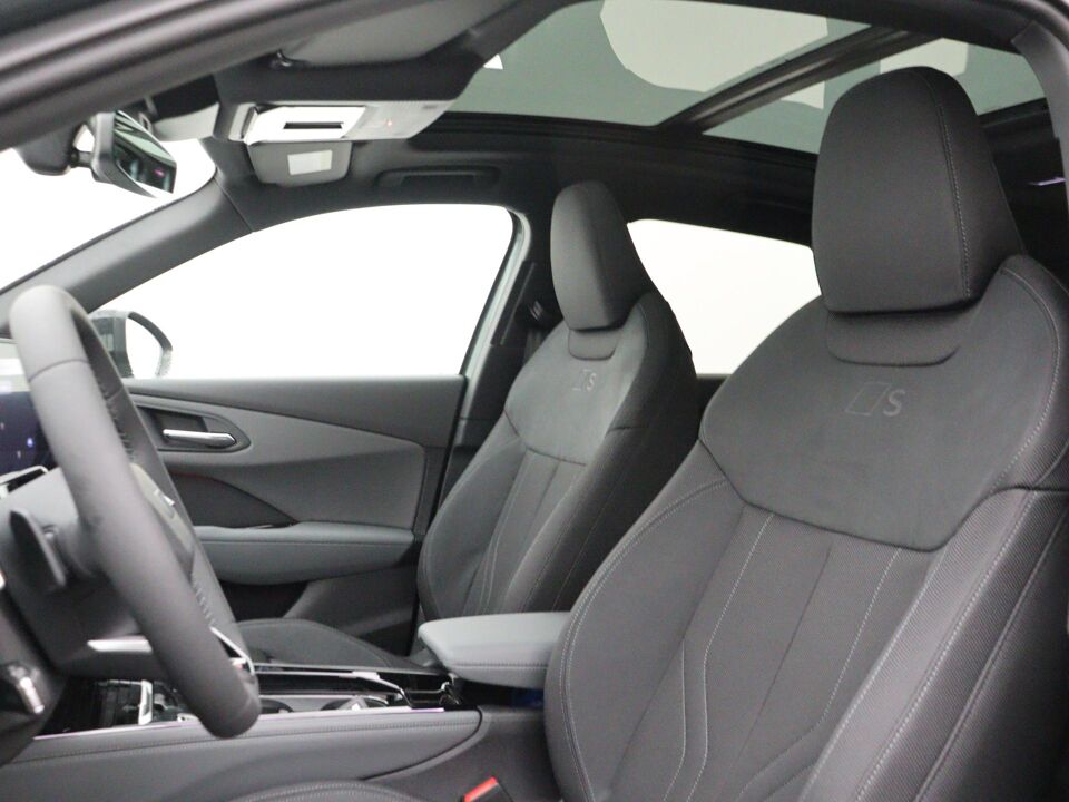 Audi Q3 S edition 1.5 e-hybrid 200 kW / 272 PK