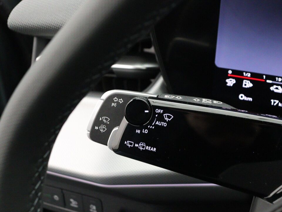 Audi Q3 S edition 1.5 e-hybrid 200 kW / 272 PK