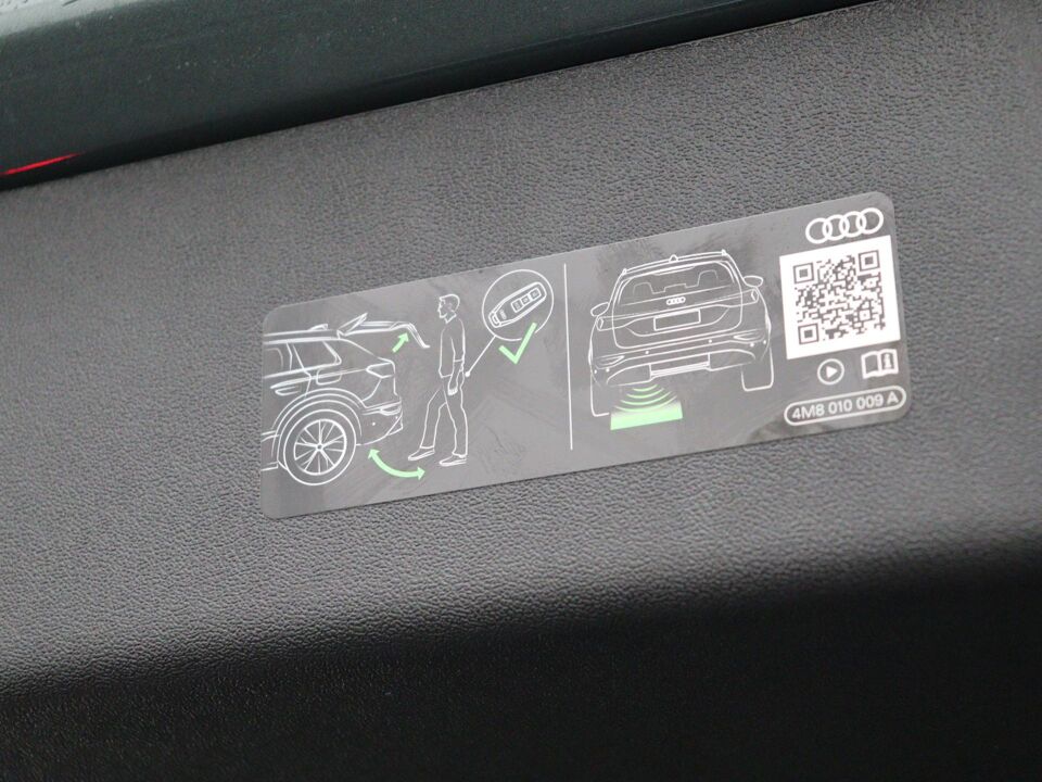 Audi Q3 S edition 1.5 e-hybrid 200 kW / 272 PK