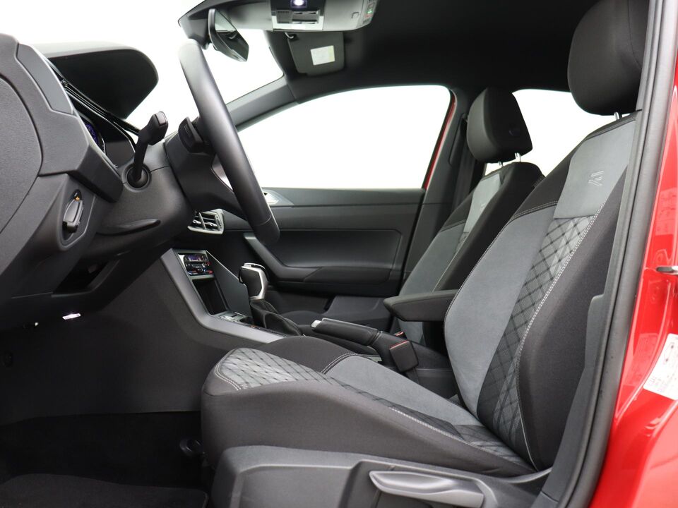 Volkswagen Taigo 1.0 TSI DSG R-Line