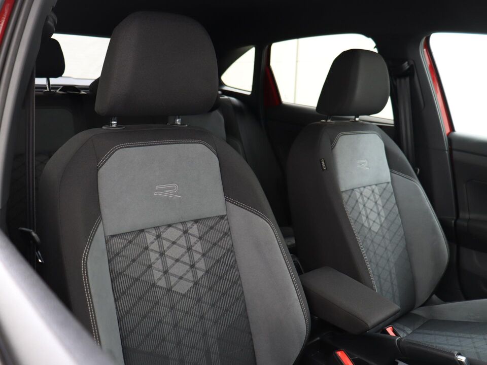 Volkswagen Taigo 1.0 TSI DSG R-Line