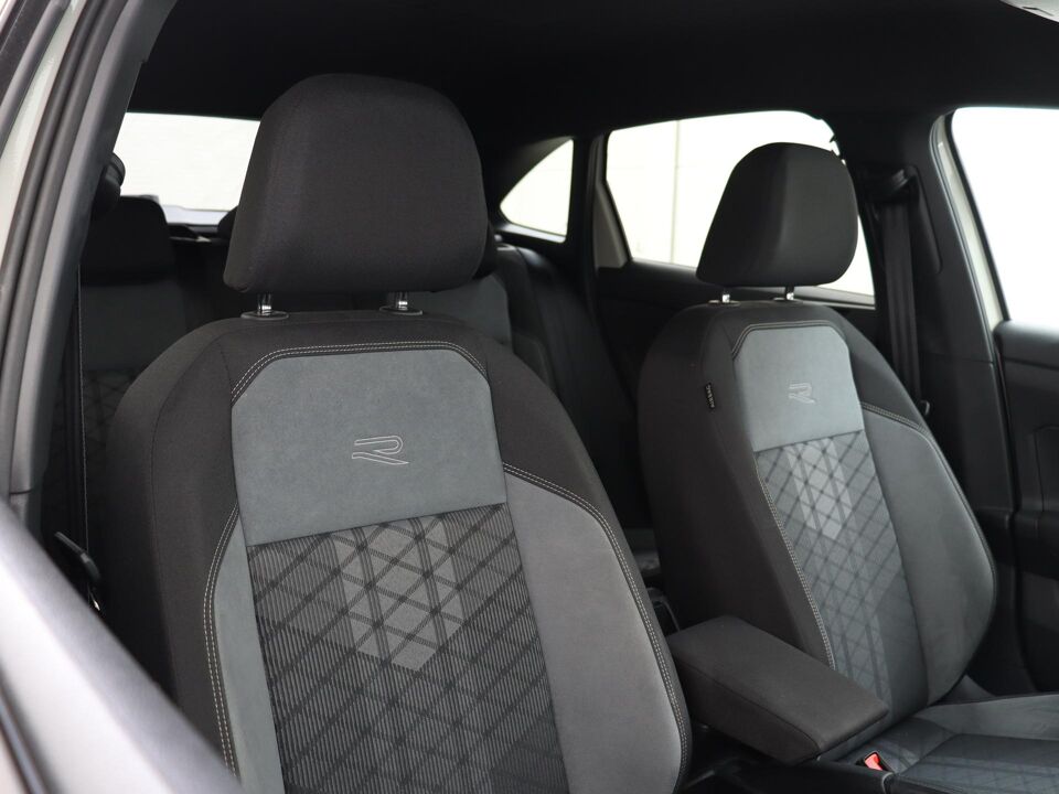 Volkswagen Taigo 1.0 TSI DSG R-Line