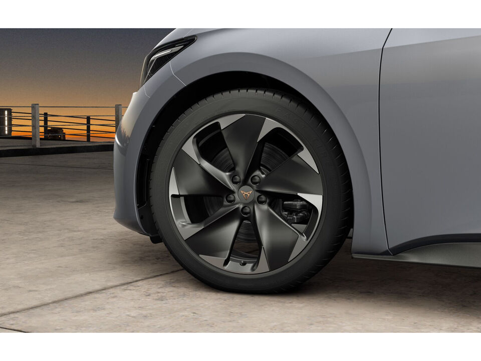 CUPRA Born Essential Limited