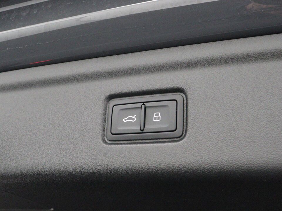 Audi S6 Avant e-tron S edition quattro 100kWh 370 kW / 503 PK