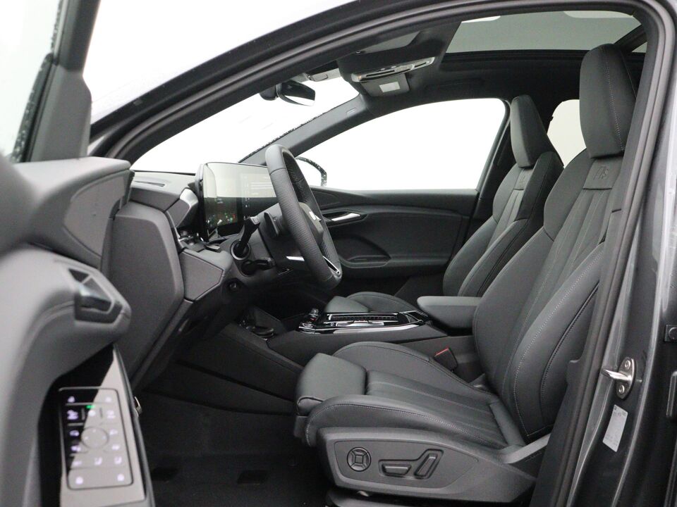 Audi Q6 e-tron S edition 100Kwh 225 kW / 306 PK