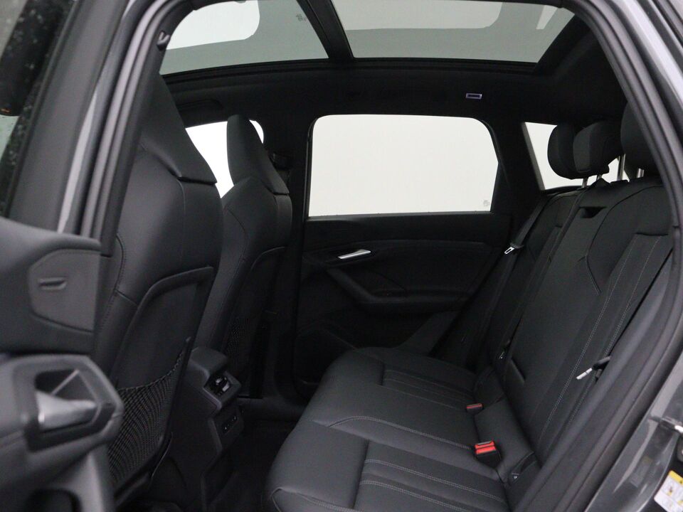 Audi Q6 e-tron S edition 100Kwh 225 kW / 306 PK