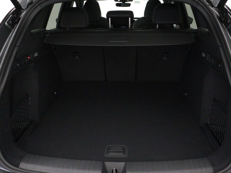 Audi Q6 e-tron S edition 100Kwh 225 kW / 306 PK