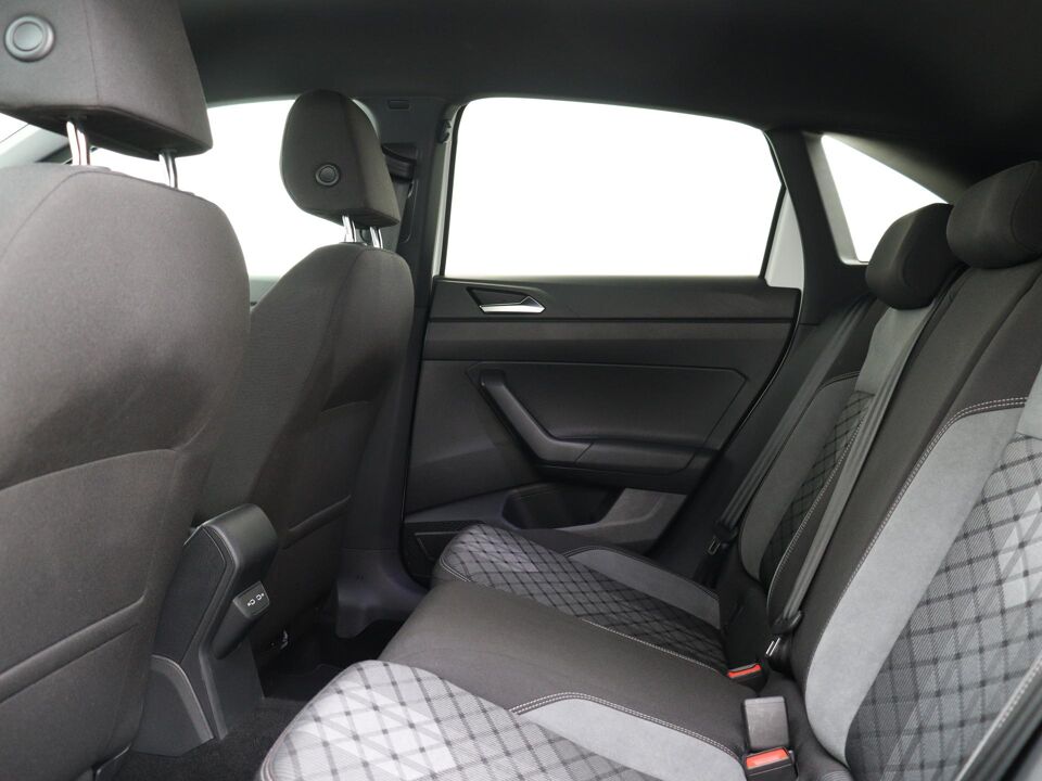 Volkswagen Taigo 1.0 TSI R-Line