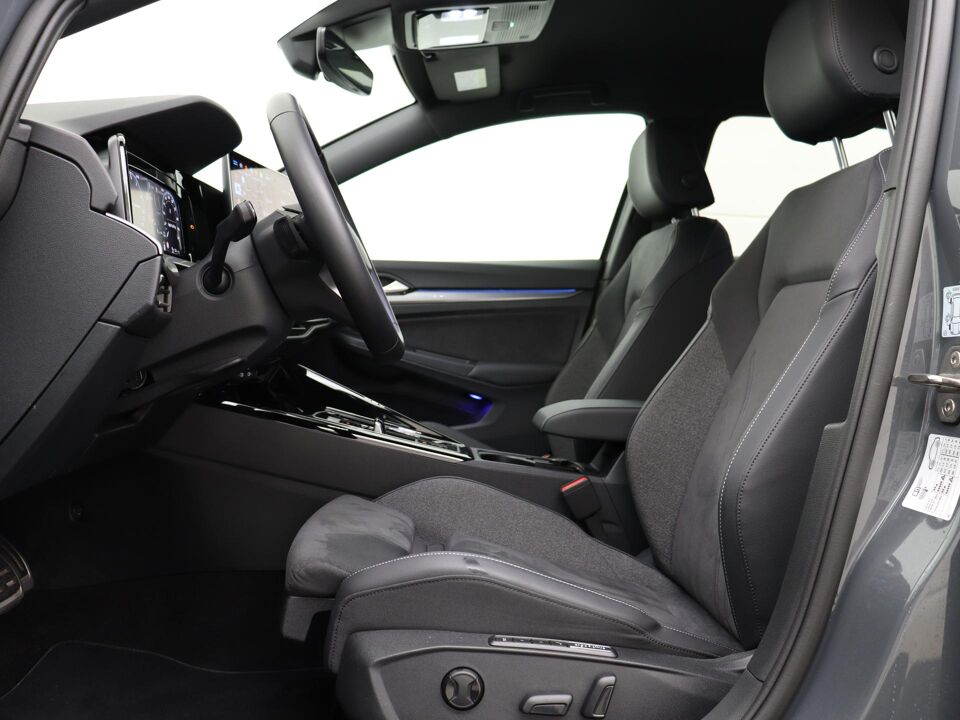 Volkswagen Golf 1.5 eHybrid 204 PK 50 Edition