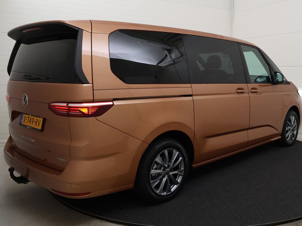 Volkswagen Multivan 1.4 eHybrid 218 PK L2H1 Life Business