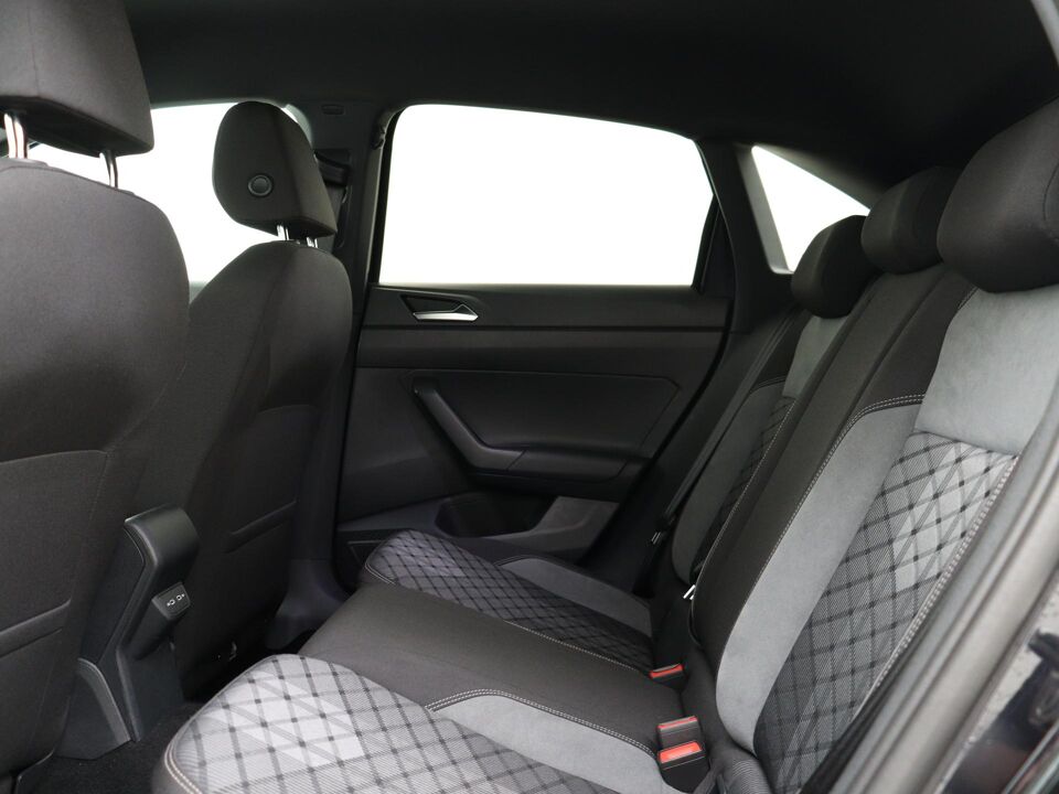 Volkswagen Taigo 1.0 TSI R-Line