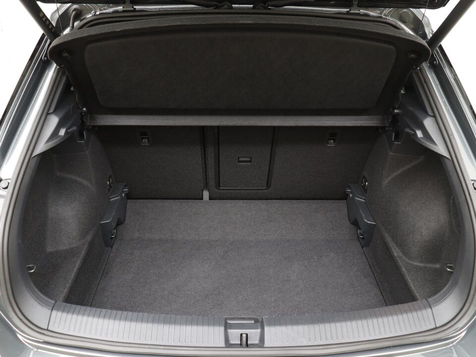 Volkswagen T-Roc 1.5 TSI DSG R-Line