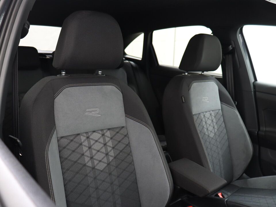 Volkswagen Taigo 1.0 TSI DSG R-Line