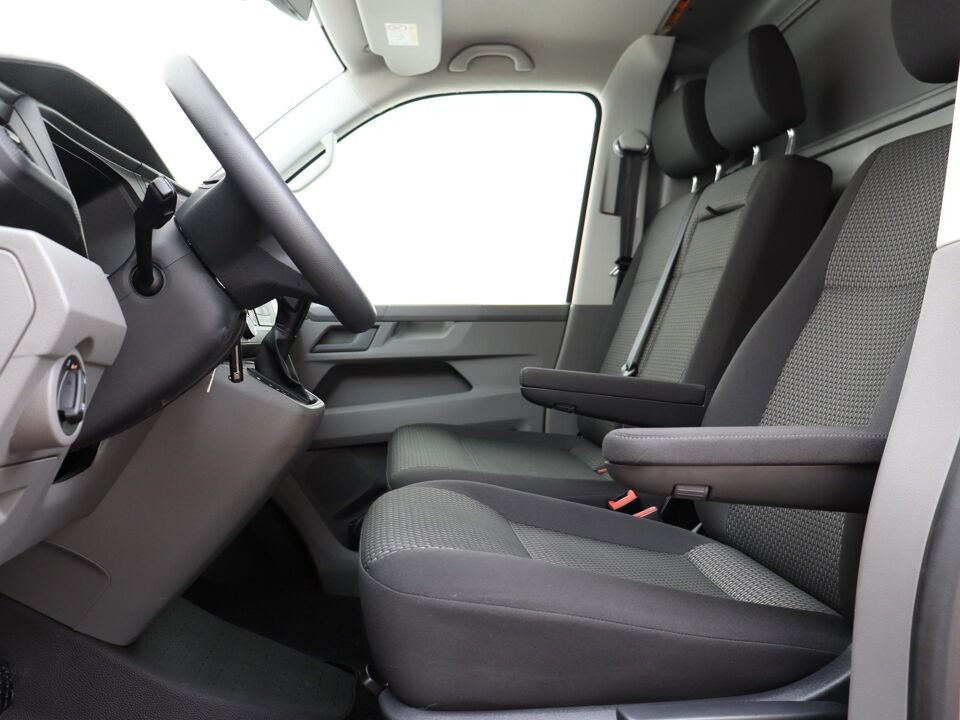 VW-Bedrijfswagens Transporter 2.0 TDI 150 PK DSG L1H1 28 Comfortline