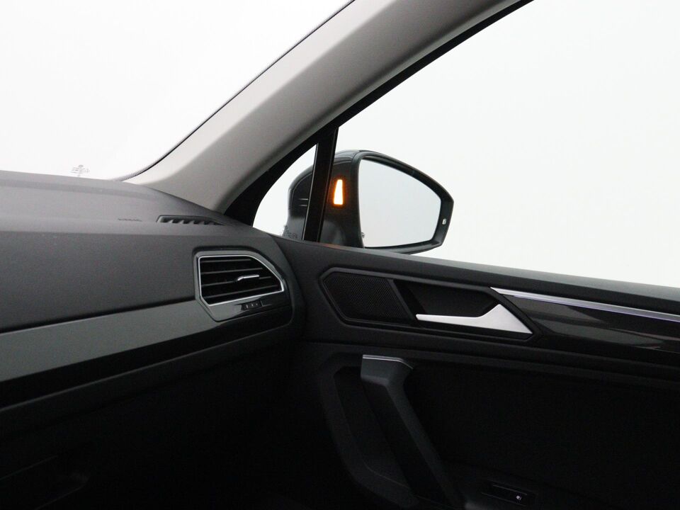 Volkswagen Tiguan 1.4 TSI eHybrid Elegance