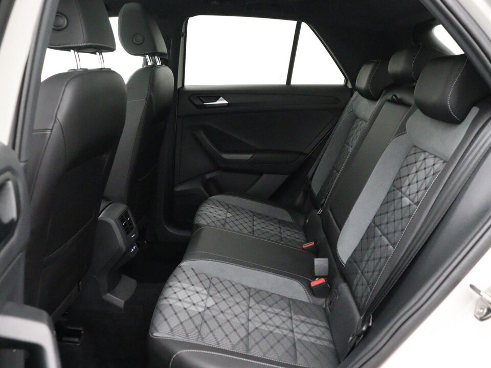 Volkswagen T-Roc 1.5 TSI DSG R-Line