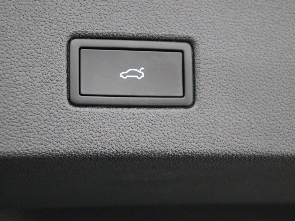 Volkswagen T-Roc 1.5 TSI DSG R-Line