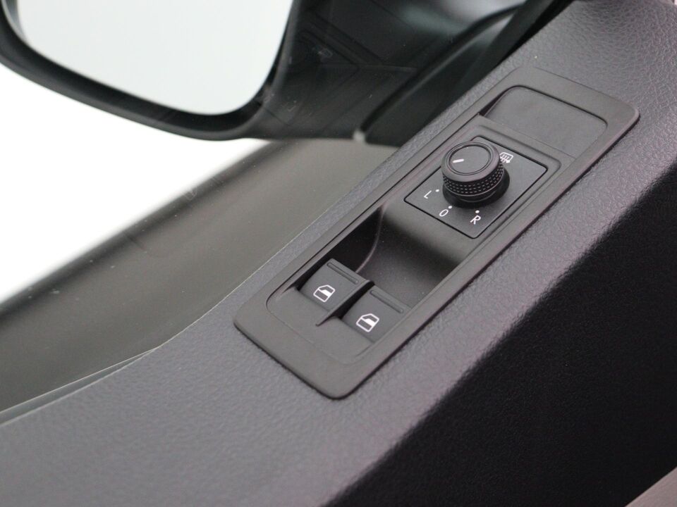 VW-Bedrijfswagens Transporter Kombi 2.0 TDI 102 PK L1H1