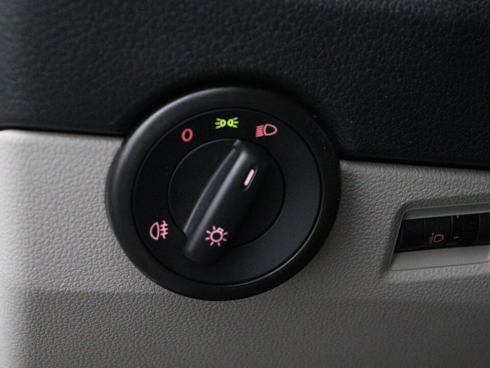 VW-Bedrijfswagens Transporter Kombi 2.0 TDI 102 PK L1H1