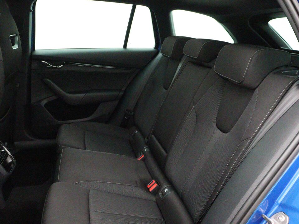 Škoda Octavia Combi 1.5 e-TSI Sportline Business