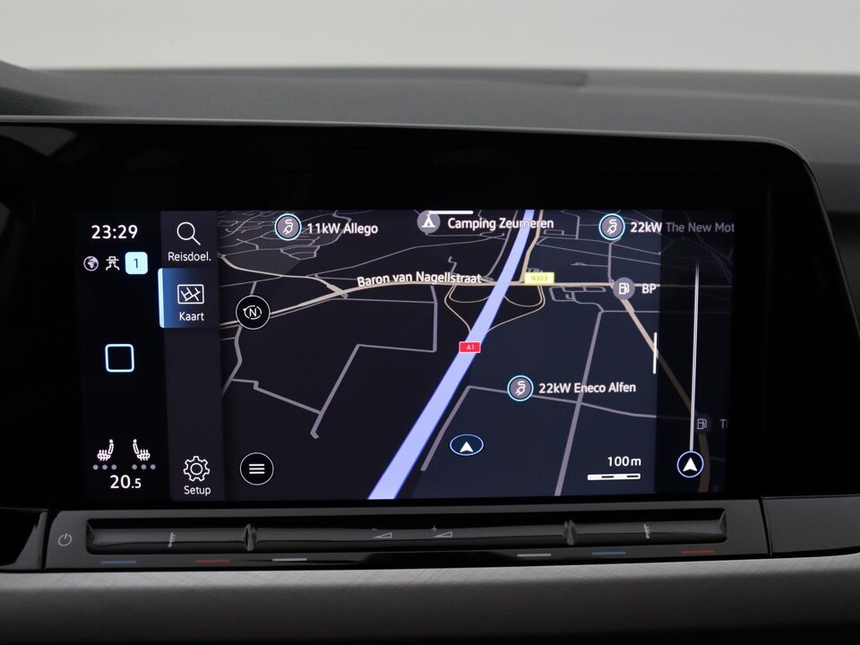 Volkswagen Golf Variant 1.0 TSI Life Business