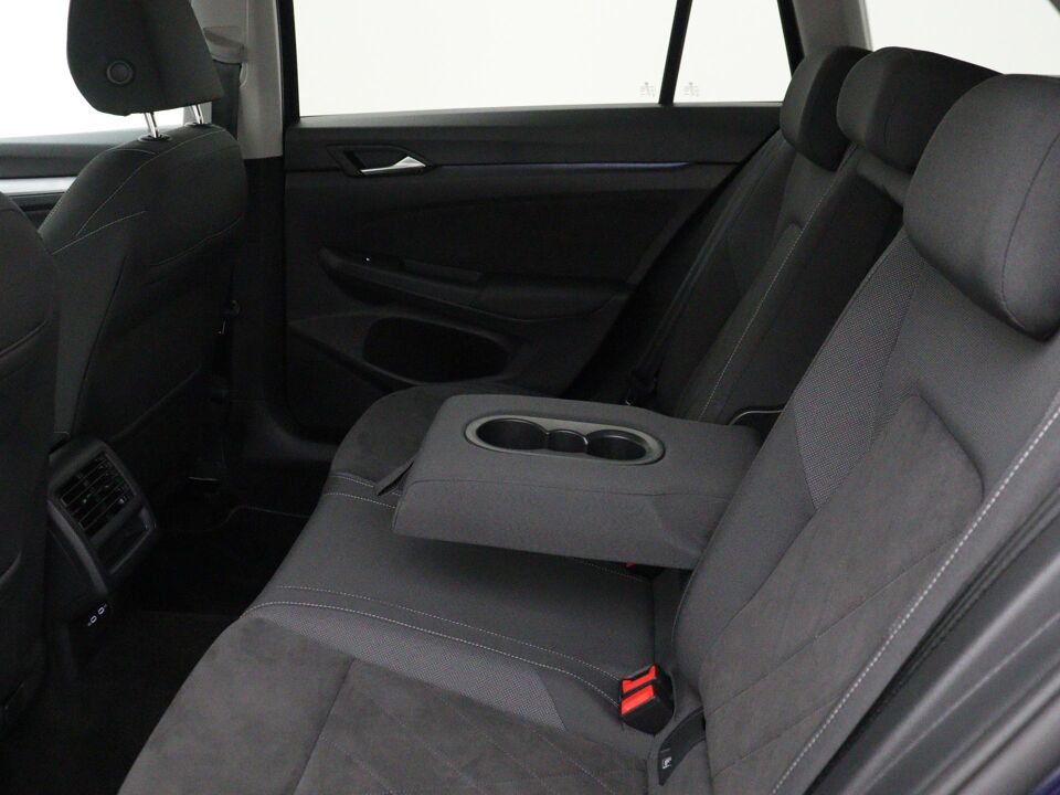 Volkswagen Golf Variant 1.0 TSI Life Business