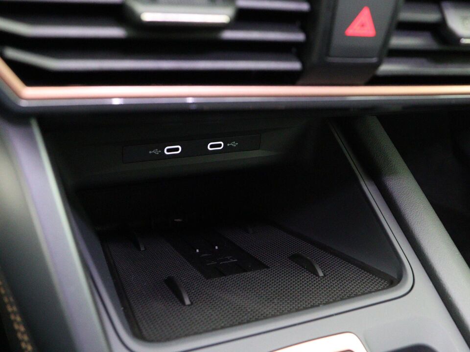 CUPRA Formentor 1.5 TSI e-Hybrid Business