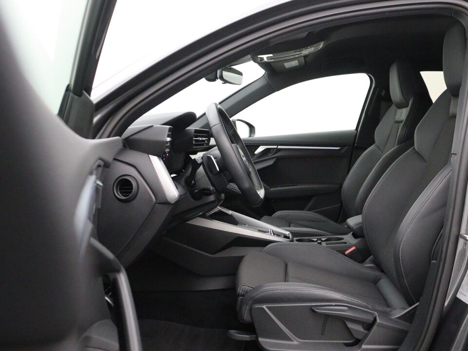 Audi A3 Sportback 30 TFSI S edition