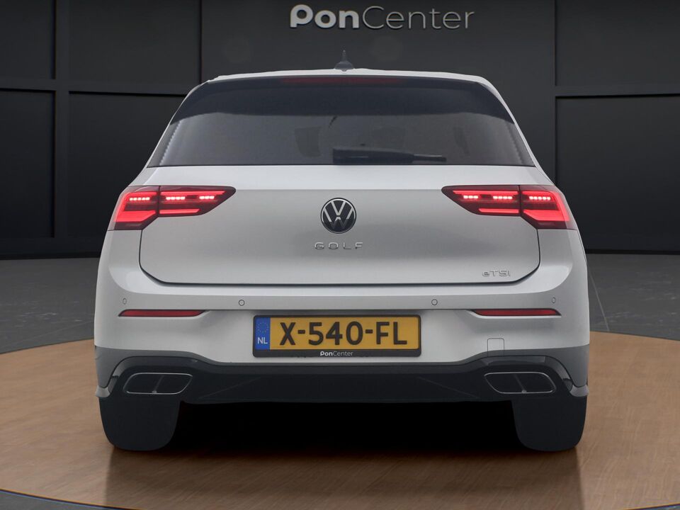 Volkswagen Golf 1.5 eTSI R-Line Business