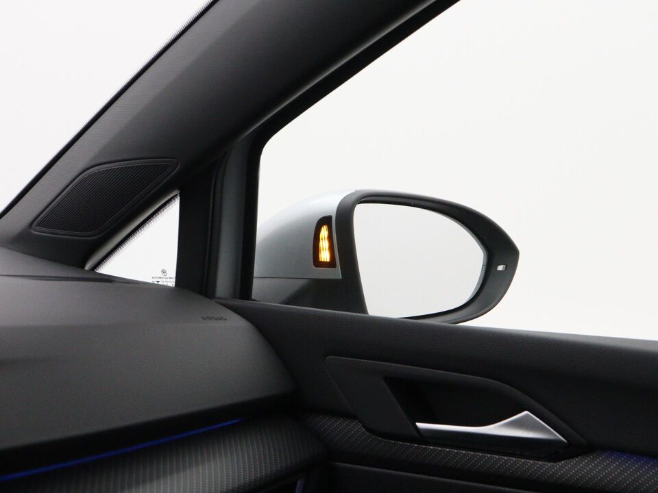 Volkswagen Golf 1.5 eTSI R-Line Business