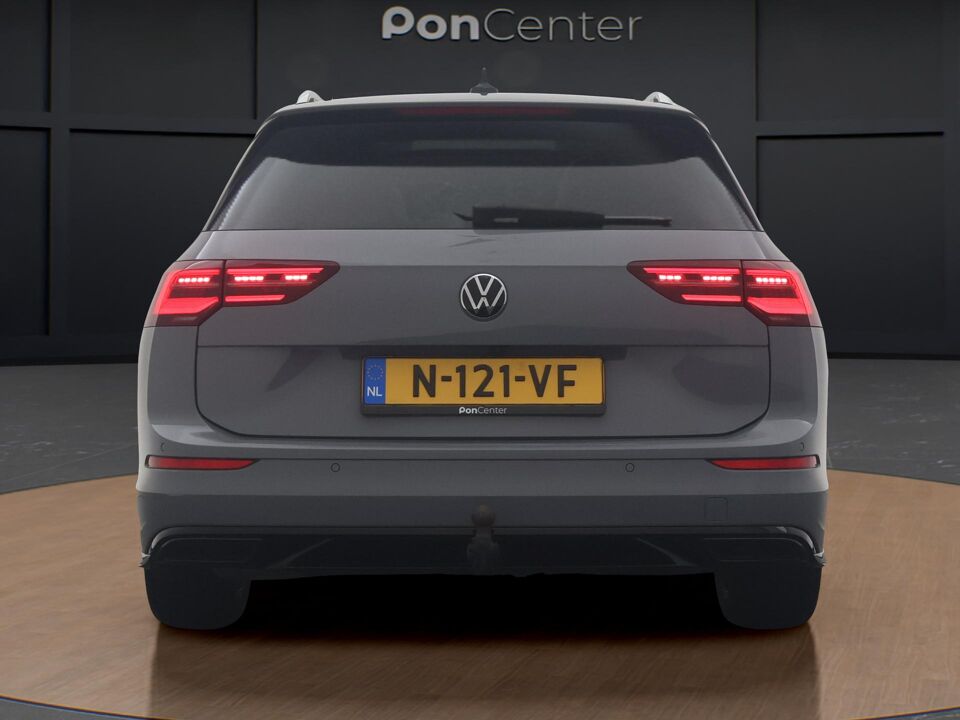 Volkswagen Golf Variant 1.5 eTSI R-Line Business+