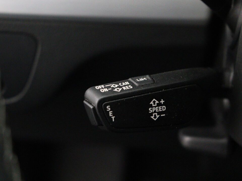 Audi Q5 50 TFSI e 299 PK S edition