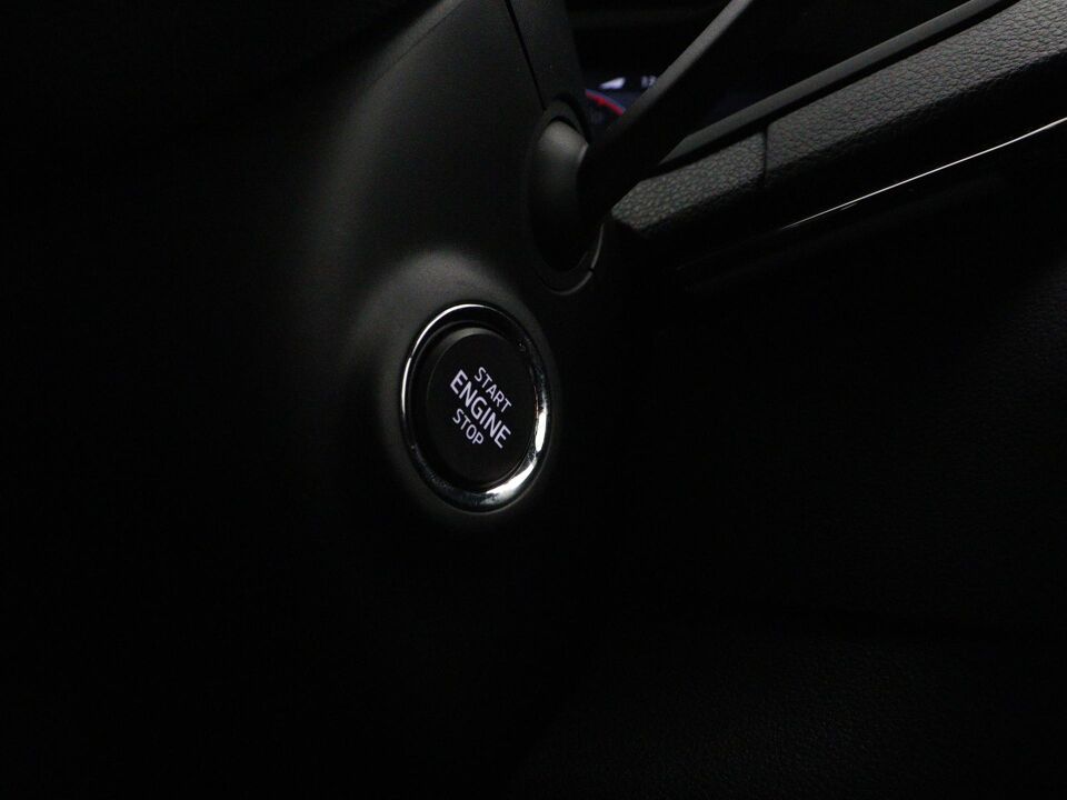 Škoda Karoq 1.5 TSI ACT Sportline Business