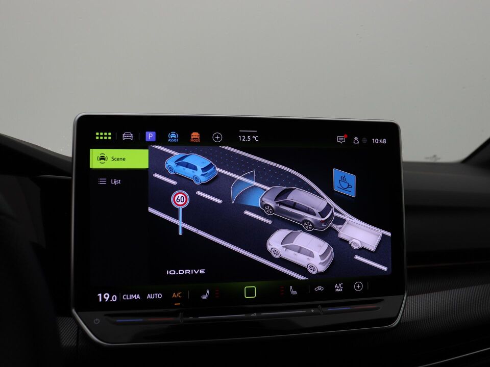 Volkswagen Golf Variant R-Line-Edition 1.5 eTSI 85 kW / 116 pk