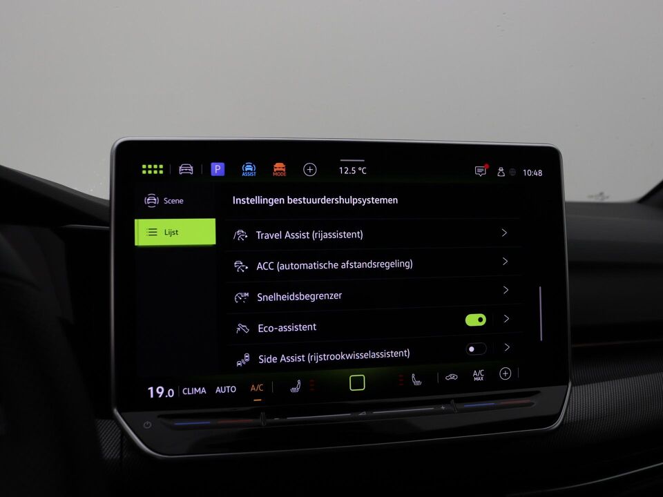 Volkswagen Golf Variant R-Line-Edition 1.5 eTSI 85 kW / 116 pk