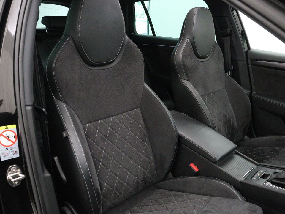 Škoda Superb Combi 1.4 TSI iV Sportline